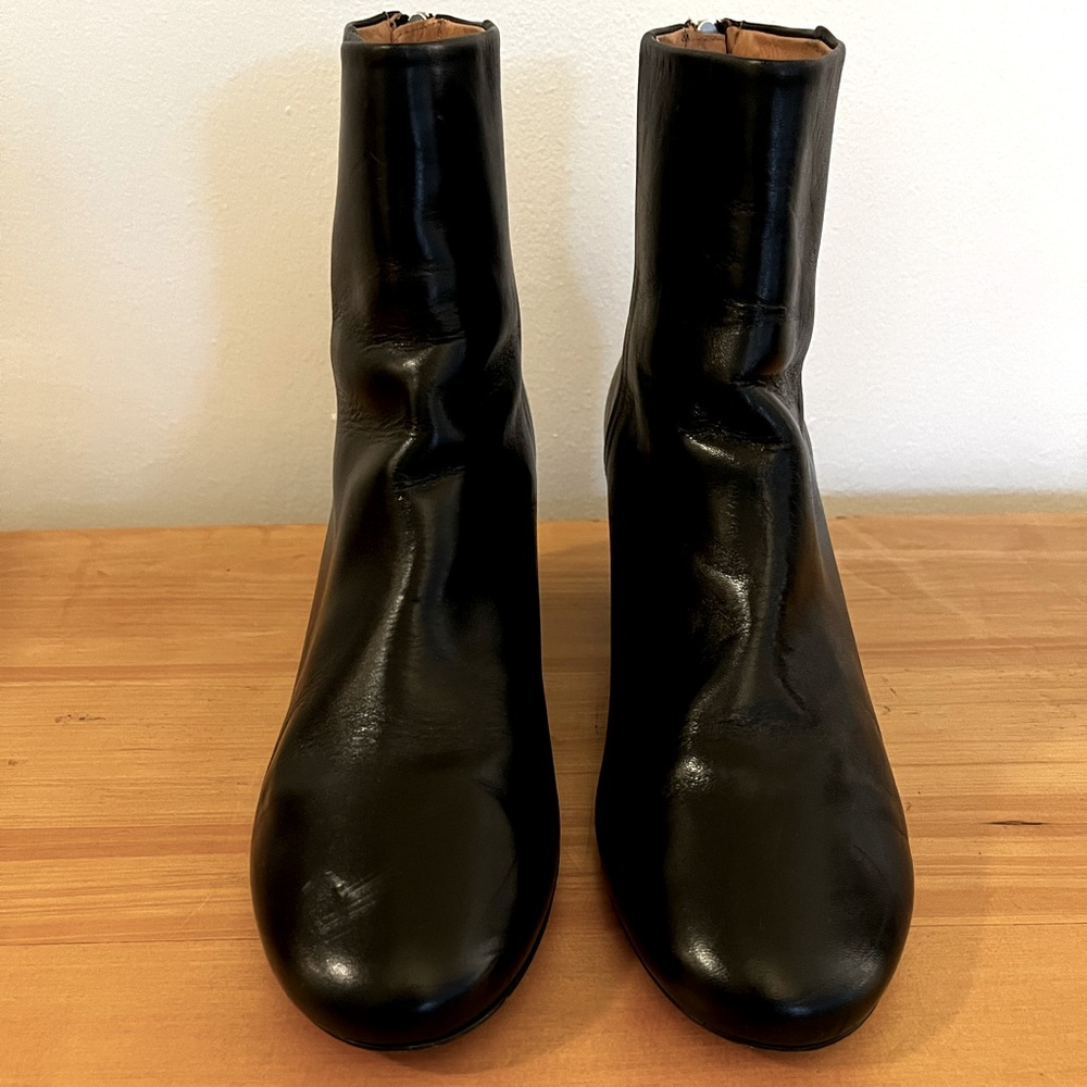 ARKET Black Leather Stacked Heel Boots— Size 40/9 - Picture 2 of 6